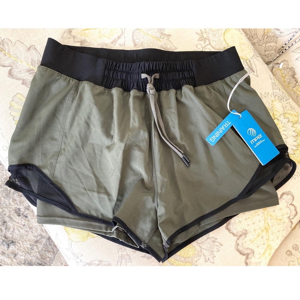 MPG retro run olive combo shorts size medium NEW!!